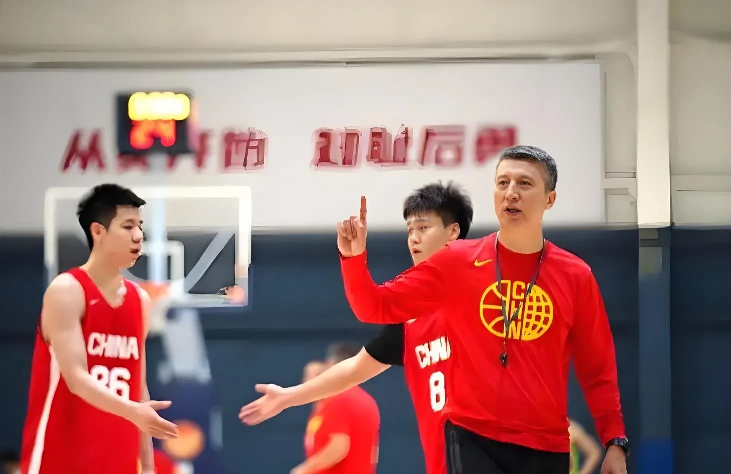 必威体育官网-天津男篮备战全面展开，全力冲刺的简单介绍