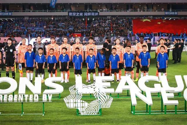 包含致敬武汉女足勇夺亚冠，音乐人万飞连夜创作励志的词条