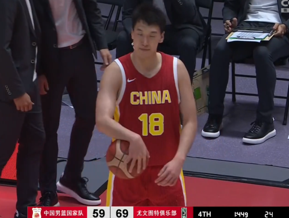 必威体育娱乐-包含郭士强执教中国男篮战绩1胜11负最近11场全败的词条