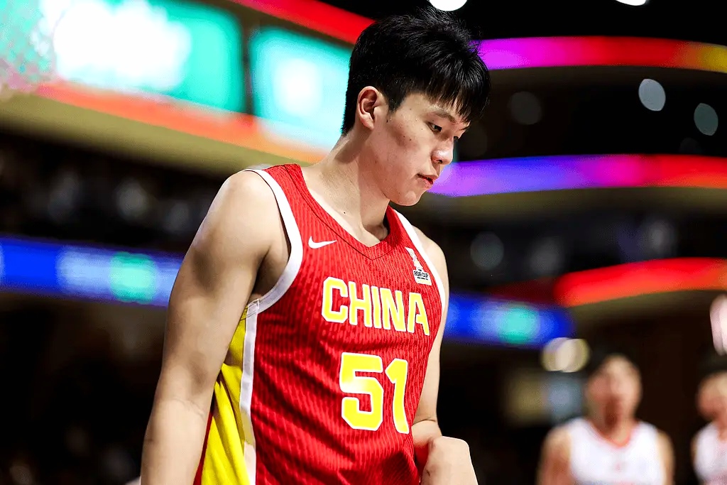 必威体育平台-杨瀚森谈NBA的身体对抗：很强硬但比较文明不会有过度的动作