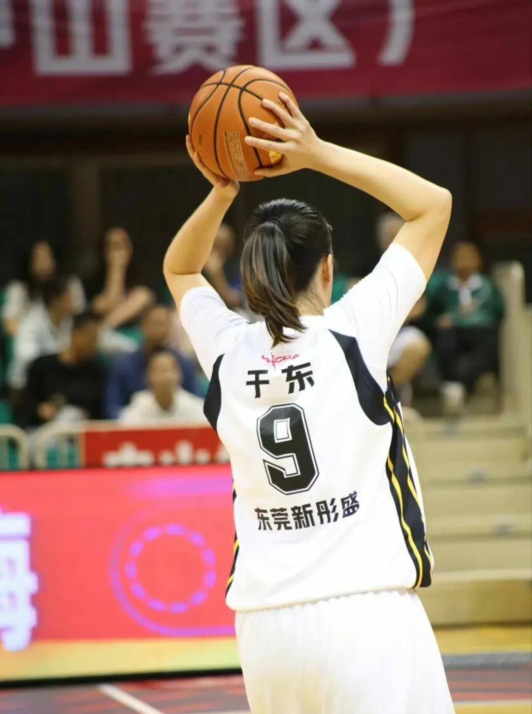 自曝告别女篮国家队!黄思静:遗憾隐藏在人生的每处角落